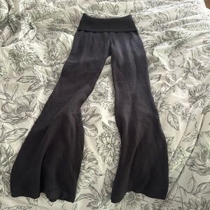 Edikted Desiree knitted low rise fold over pants